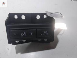 кнопка (выключатель) Nissan Qashqai 2 поколение 2014, 1.2 л., бензин, АКПП, серый, внедорожник 5 дв.