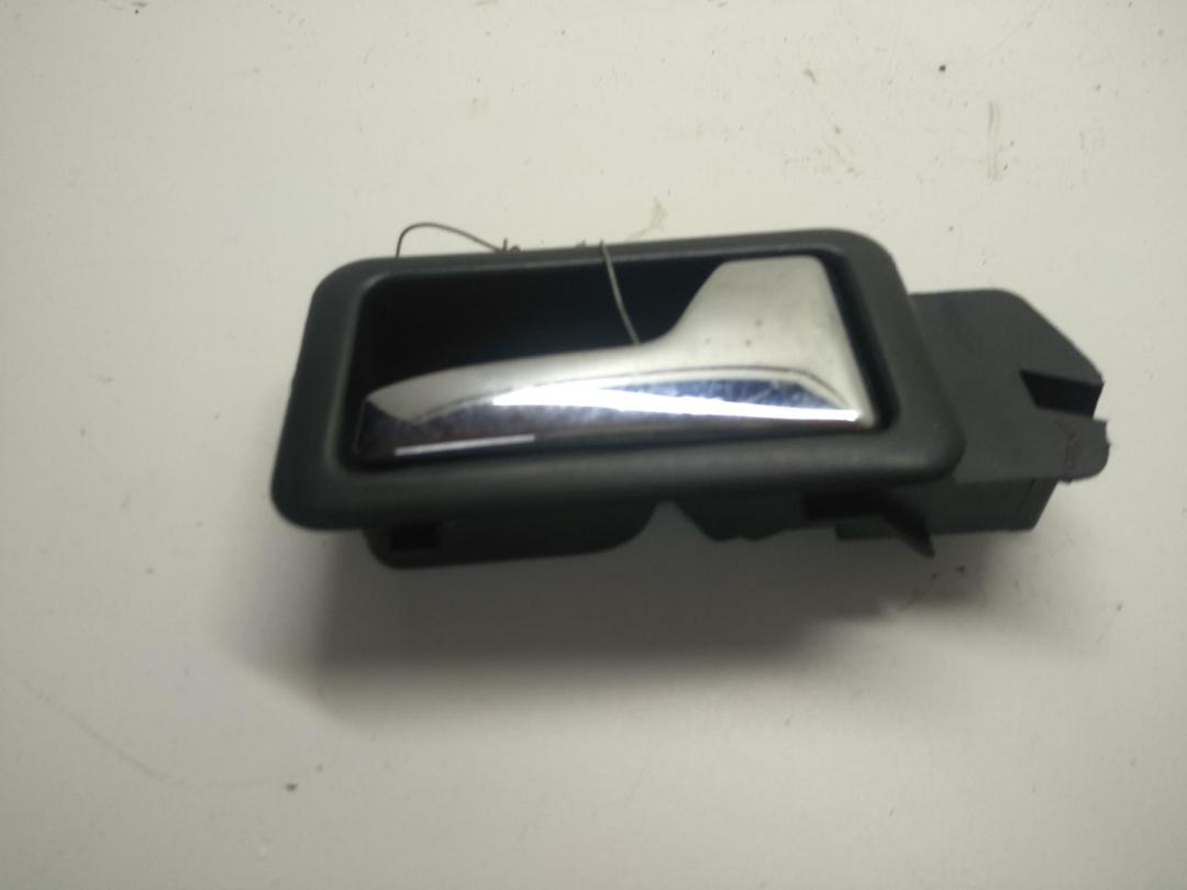 ручка внутренняя передняя правая Audi 80 B4 1994, 2.0 л., бензин, МКПП, серый, седан