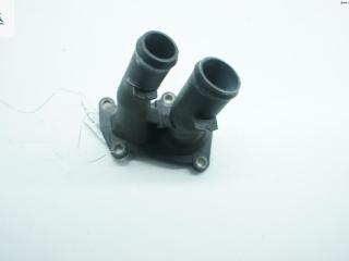 корпус термостата Ford Fiesta 5 поколение [рестайлинг] 2006, 1.3 л., бензин, МКПП, красный, хетчбэк 5 дв., AV1709