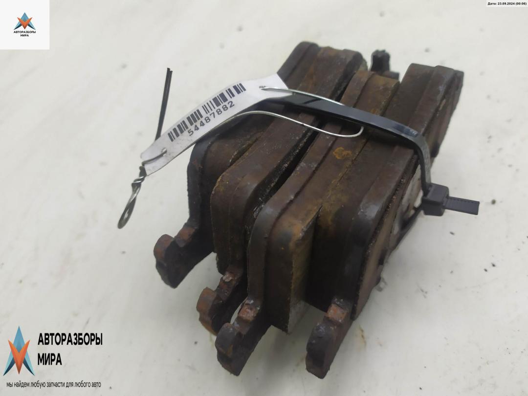 Колодки тормозные задние Opel Vectra C 2002, 3.2 л., бензин, МКПП, красный, хетчбэк 5 дв. - фото №1