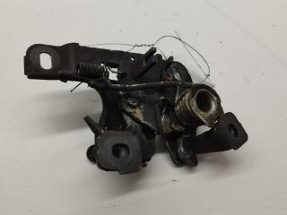 замок капота Audi A6 4B/C5 1998, 2.4 л., бензин, МКПП, синий, универсал, 8D0823509