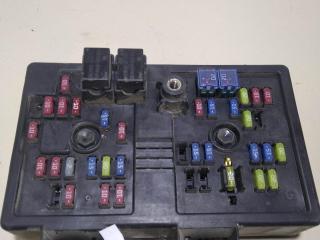 блок предохранителей Chevrolet Captiva 1 поколение 2007, 2.0 л., дизель, МКПП, серый, внедорожник 5 дв., 96821082