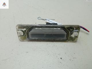 подсветка номера Nissan Almera N15 1996, 1.4 л., бензин, МКПП, красный, хетчбэк 3 дв.