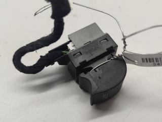 кнопка стеклоподъемника заднего правого Audi A6 4B/C5 1997, 2.4 л., бензин, МКПП, красный, седан, 4B0959855