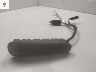 кнопка стеклоподъемника переднего правого Opel Omega B 1994, 2.0 л., бензин, МКПП, красный, универсал