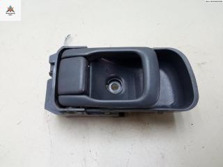 ручка внутренняя передняя левая Nissan Pathfinder R50 1997, 3.3 л., бензин, АКПП, красный, внедорожник 5 дв.