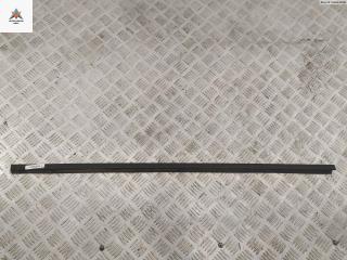 Молдинг стекла двери наружный Ford Ka 1 поколение 2001, 1.3 л., бензин, МКПП, чёрный, хетчбэк 3 дв.