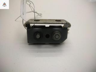 петля крышки багажника Ford Mondeo 2 поколение 1998, белый, хетчбэк 5 дв.