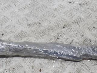 Щеткодержатель (поводок стеклоочистителя) передний Nissan Almera N16 2000, 2.2 л., дизель, МКПП, красный, хетчбэк 5 дв.