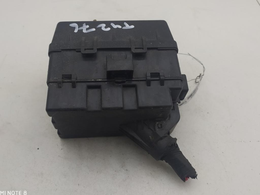 блок предохранителей Hyundai i30 2008, 2.0 л., дизель, МКПП, чёрный, универсал