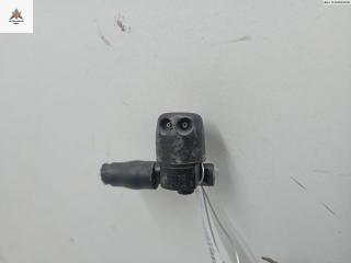 форсунка омывателя лобового стекла Opel Astra H/Family [рестайлинг] 2005, 1.4 л., бензин, МКПП, серый, хетчбэк 5 дв., 22175