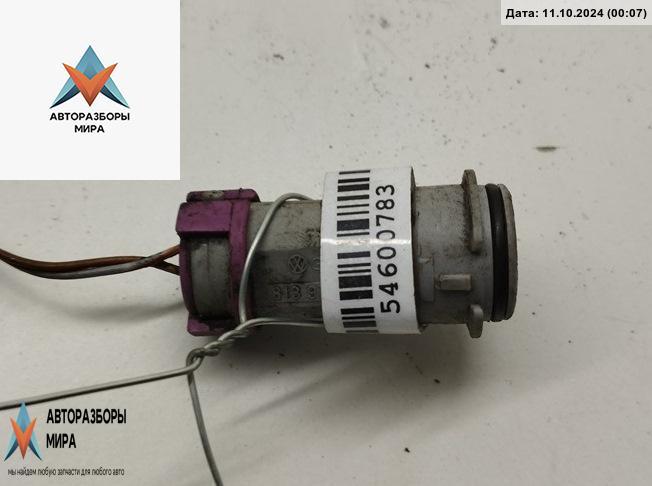 разъем (фишка) проводки Audi A6 4B/C5 2000, 1.8 л., бензин, МКПП, серый, седан, 813971955 - фото №1