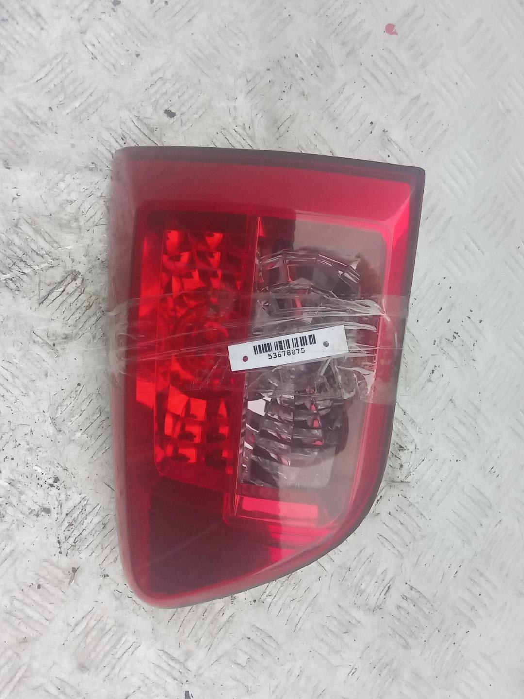 фонарь крышки багажника правый Peugeot 4007 2007, 2.2 л., дизель, МКПП, серый, внедорожник 5 дв., 9685325480