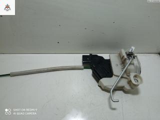 замок двери передней правой Kia Rio 4 поколение 2016, 1.4 л., дизель, МКПП, красный, хетчбэк 5 дв., 813211W090