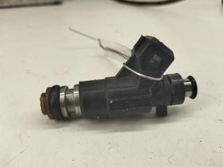 форсунка Volkswagen Polo 3 поколение 1999, 1.4 л., бензин, МКПП, красный, универсал, 030906031E
