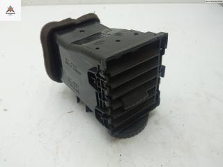 дефлектор обдува салона Nissan X-Trail T30 [рестайлинг] 2006, 2.2 л., дизель, МКПП, чёрный, внедорожник 5 дв., 68751EQ000