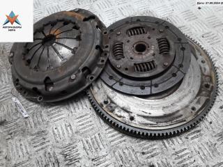 маховик Volkswagen Golf 5 поколение 2004, 1.4 л., бензин, МКПП, серый, хетчбэк 5 дв., 038105269C