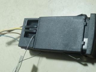 кнопка (выключатель) Audi A4 B5 1996, 1.9 л., дизель, МКПП, синий, универсал