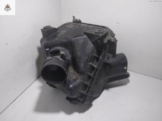 корпус воздушного фильтра Mitsubishi Grandis 1 поколение 2004, 2.4 л., бензин, АКПП, красный, минивэн