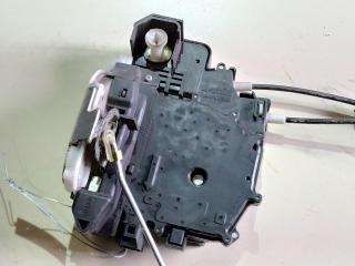 замок двери передней правой Mitsubishi Colt 6 поколение (Z20/Z30) 2007, 1.1 л., бензин, МКПП, чёрный, хетчбэк 3 дв.