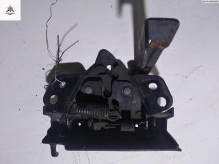 замок капота Hyundai i10 1 поколение 2009, 1.3 л., бензин, МКПП, красный, хетчбэк 5 дв.