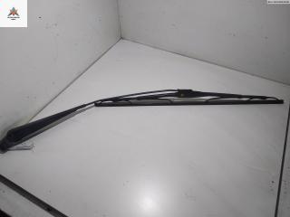 Щеткодержатель (поводок стеклоочистителя) задний Mitsubishi Carisma 1 поколение 1998, 1.8 л., бензин, МКПП, зелёный, хетчбэк 5 дв.