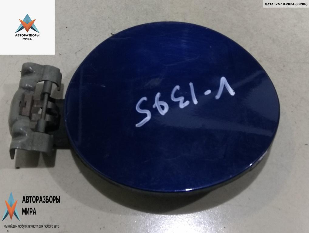 лючок топливного бака Nissan Note E11 2006, 1.4 л., бензин, МКПП, чёрный, хетчбэк 5 дв. - фото №1