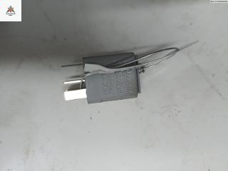 реле (прочие) Opel Zafira 2 поколение (B) 2007, 1.9 л., дизель, АКПП, синий, минивэн, 13100504