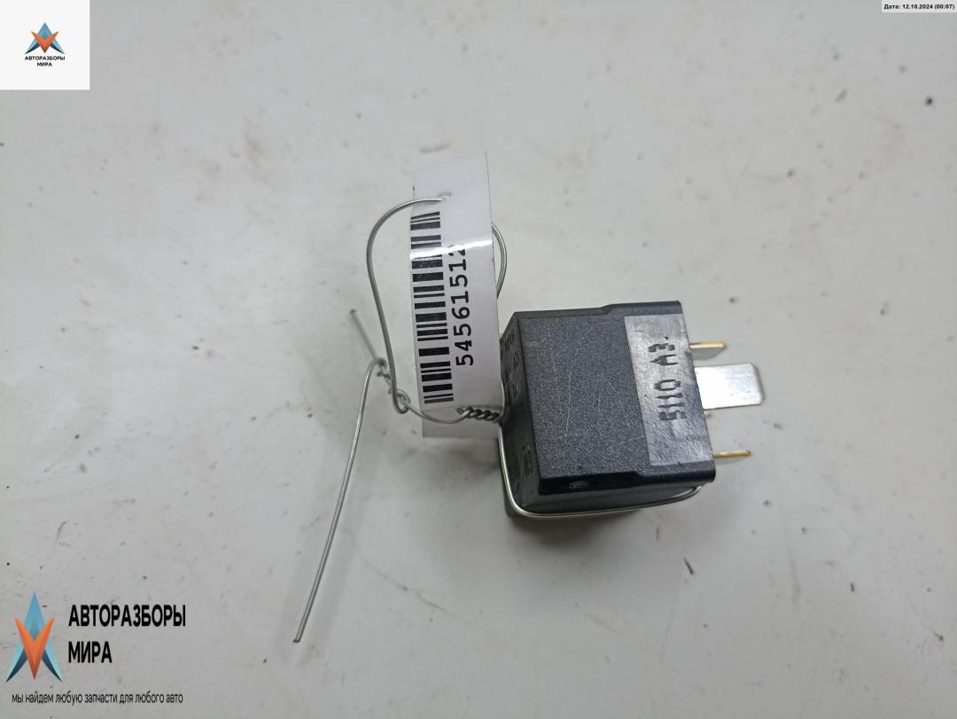 реле (прочие) Opel Zafira 2 поколение (B) 2005, 2.2 л., бензин, МКПП, синий, минивэн, 13171831 - фото №1