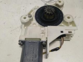 моторчик стеклоподъемника передний правый Ford Focus 2 поколение 2004, 1.6 л., дизель, МКПП, серый, хетчбэк 5 дв., 0130822218