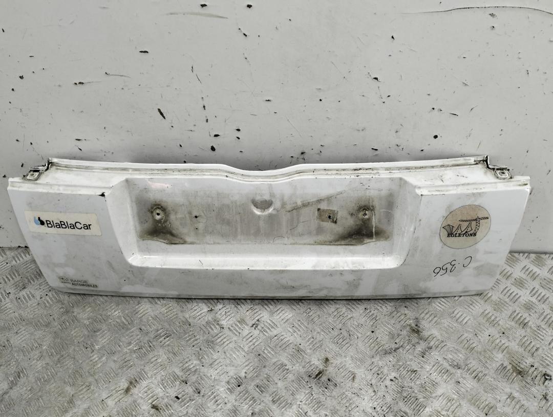 накладка декоративная Citroen C2 2007, 1.4 л., дизель, МКПП, белый, хетчбэк 3 дв., 9643390280
