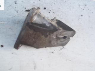 кронштейн двигателя Opel Omega B [рестайлинг] 2003, 2.2 л., дизель, МКПП, серый, универсал, 90539675