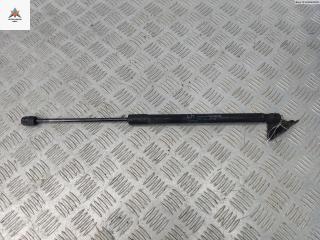 амортизатор крышки багажника (3-5 двери) Hyundai ix35 1 поколение 2012, 1.7 л., дизель, МКПП, чёрный, внедорожник 5 дв., 81770-2Y000