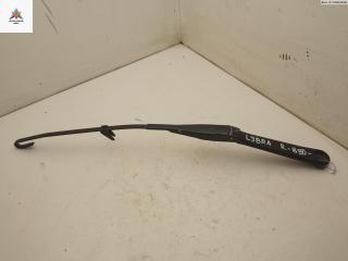 Щеткодержатель (поводок стеклоочистителя) передний Lancia Lybra 1 поколение 1999, 2.0 л., бензин, МКПП, серый, седан