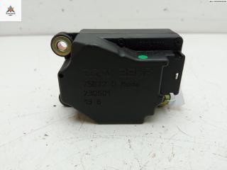 моторчик заслонки печки Volvo V70 2 поколение 2001, 2.4 л., бензин, МКПП, синий, универсал, 230501