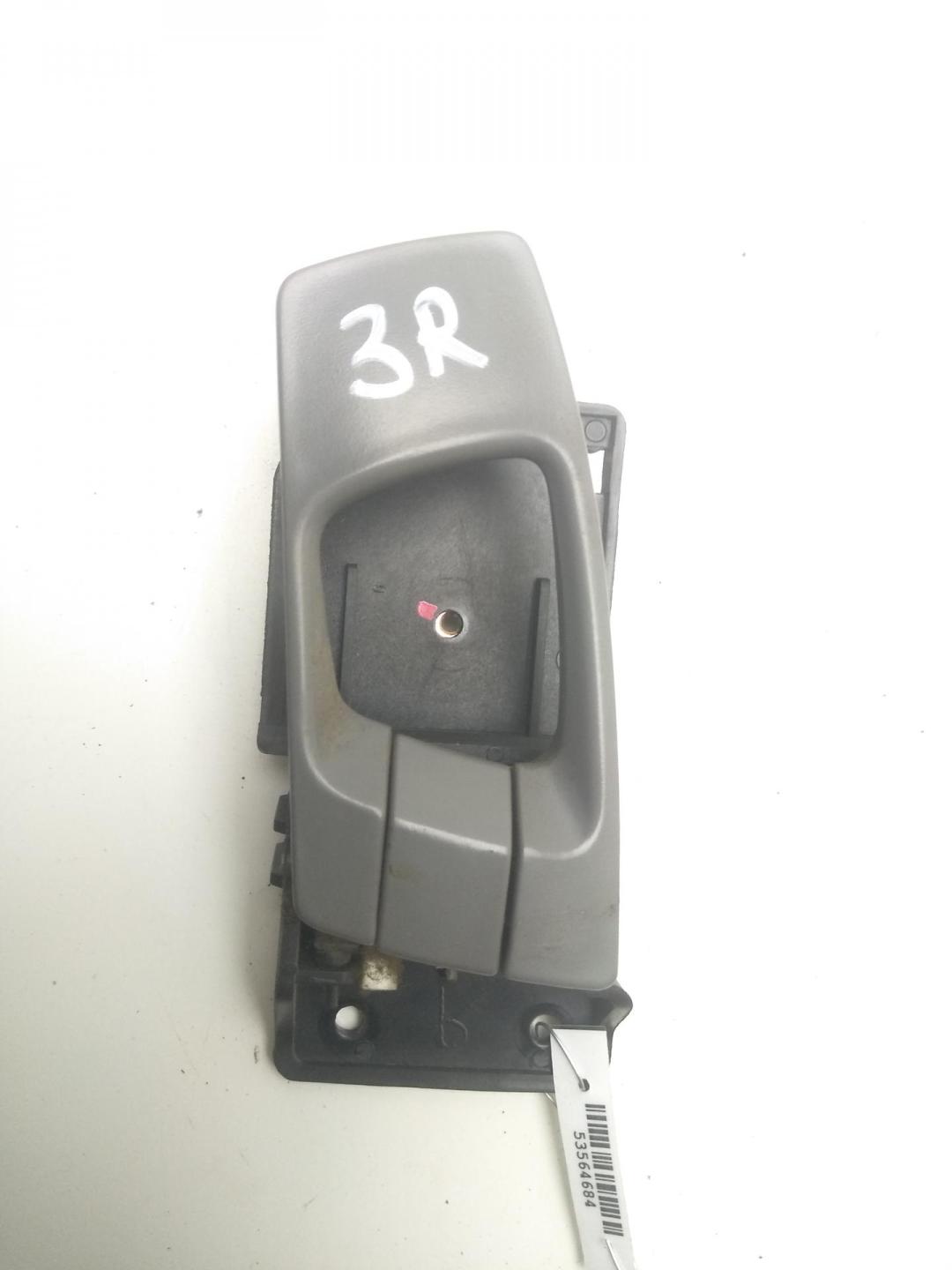 ручка внутренняя задняя правая Kia Carens RS/FJ) 2003, 1.8 л., бензин, МКПП, синий, минивэн - фото №1