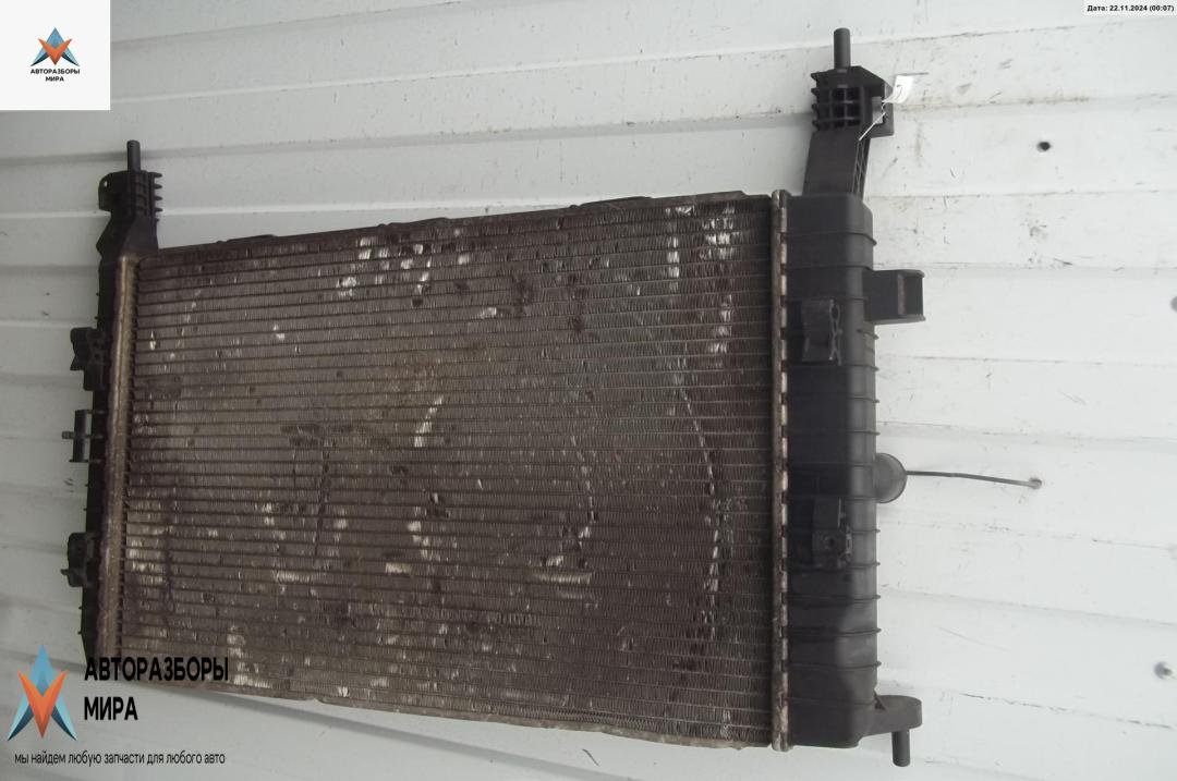 радиатор охлаждения Opel Meriva 1 поколение (A) 2003, 1.8 л., бензин, МКПП, серый, минивэн - фото №1