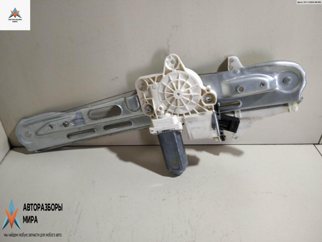 моторчик стеклоподъемника задний левый Opel Signum C 2003, 2.2 л., МКПП, хетчбэк 5 дв. - фото №1