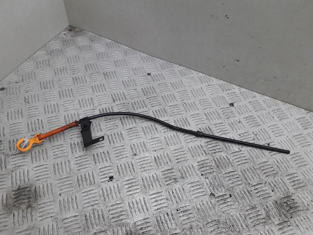 щуп двигателя Volkswagen Golf-4 1999, 1.4 л., бензин, МКПП, чёрный, хетчбэк 3 дв., 036115029J - фото №1
