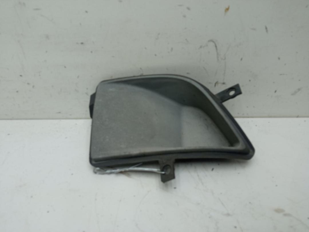заглушка (решетка) в бампер Chevrolet Kalos (Aveo) 2005, 1.2 л., бензин, МКПП, красный, хетчбэк 5 дв., 96481332
