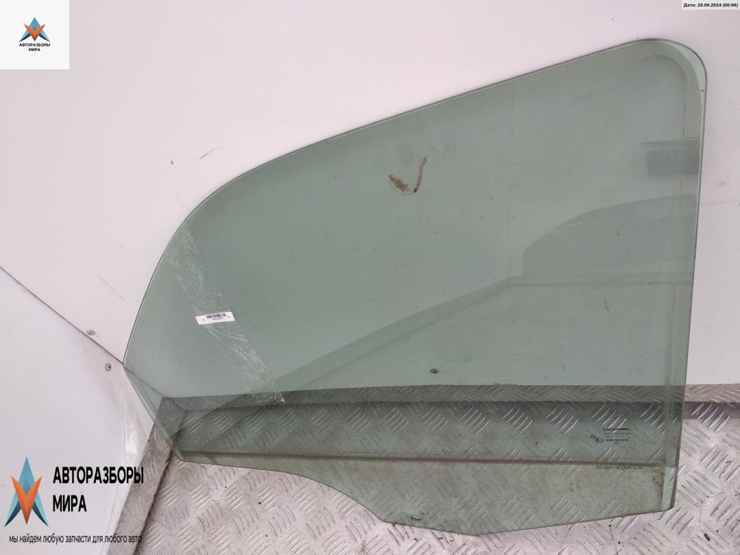 стекло двери передней левой Dodge Nitro 1 поколение 2007, 2.8 л., дизель, АКПП, чёрный, внедорожник 5 дв. - фото №1