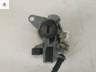 Личинка замка багажника Audi A4 B6 2002, 2.0 л., бензин, МКПП, серый, универсал, 8E0827573