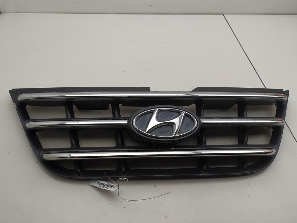 решетка радиатора Hyundai Atos 2 поколение 2004, серый, хетчбэк 5 дв., 8636005610 - фото №1