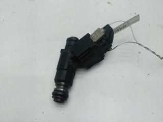 форсунка Volkswagen Golf-3 1996, 1.4 л., бензин, МКПП, белый, хетчбэк 5 дв., 030906031E