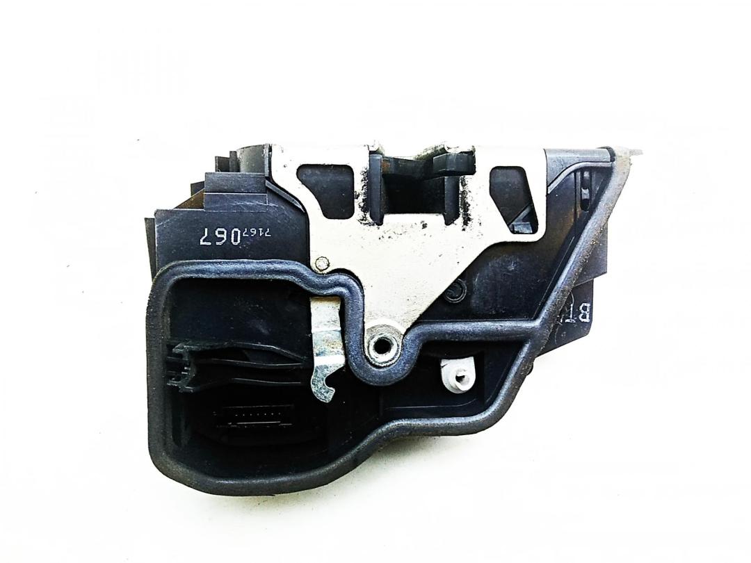 замок двери передней левой BMW X3 E83 2005, 2.0 л., дизель, МКПП, чёрный, внедорожник 5 дв., 7167067 - фото №1