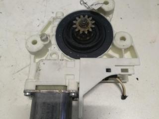 моторчик стеклоподъемника передний правый Ford Focus 2 поколение 2004, 1.6 л., дизель, МКПП, синий, универсал, 4M5T14553