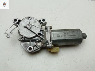 моторчик стеклоподъемника передний правый Volvo 850 1 поколение [рестайлинг] 1996, 2.5 л., дизель, МКПП, белый, универсал, 0130921605