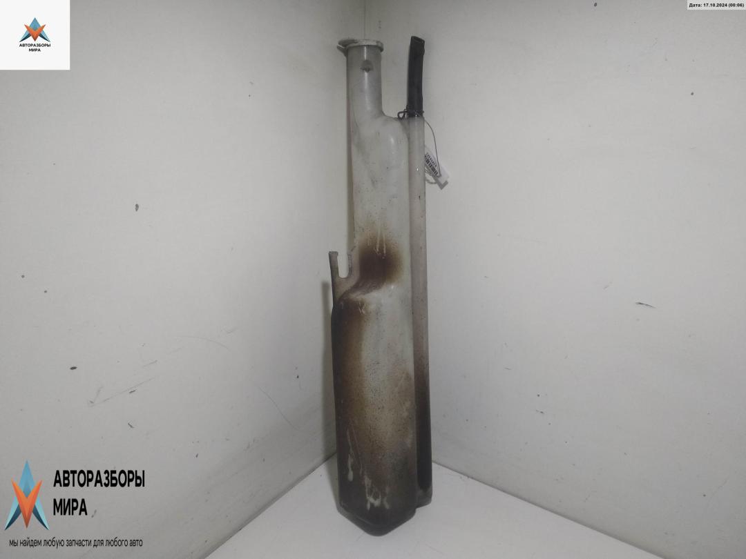 бачок расширительный Mitsubishi Space Wagon 3 поколение (Typ N50) 1999, 2.4 л., бензин - фото №1