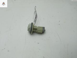 Патрон лампы указателя поворота Subaru Forester 1 поколение (SF) [рестайлинг] 2000, 2.0 л., бензин, АКПП, красный, внедорожник 5 дв.