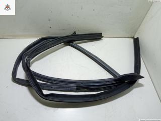 уплотнитель двери Honda HR-V 2 поколение 2017, 1.5 л., бензин, МКПП, белый, внедорожник 5 дв.